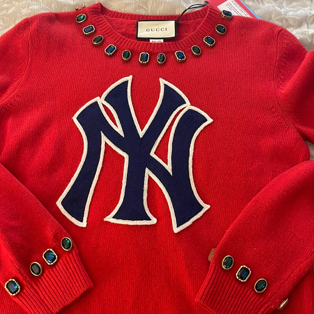 Red white an blue gucci sweater